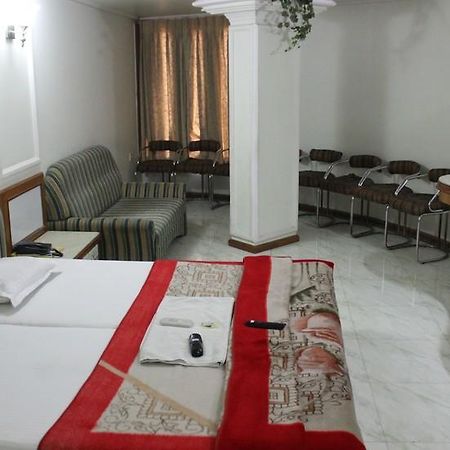 Hotel Unnati Αχμπανταμπάντ Εξωτερικό φωτογραφία