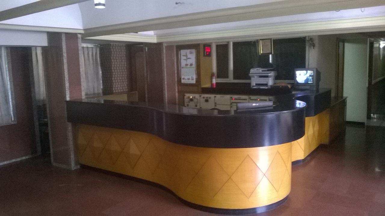 Hotel Unnati Αχμπανταμπάντ Εξωτερικό φωτογραφία